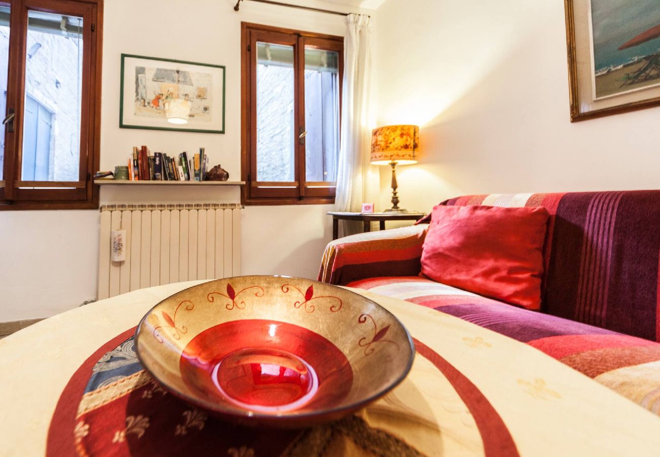 Apartment in Venice - Campiello Chiesa, Venezia By Short Holidays