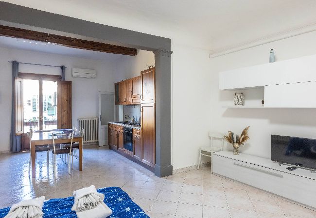 Apartment in Firenze - San Marco, Firenze By Short Holidays