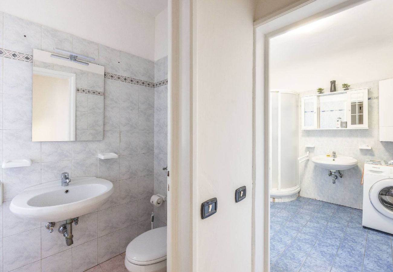Apartment in Florence - San Marco, Firenze By Short Holidays