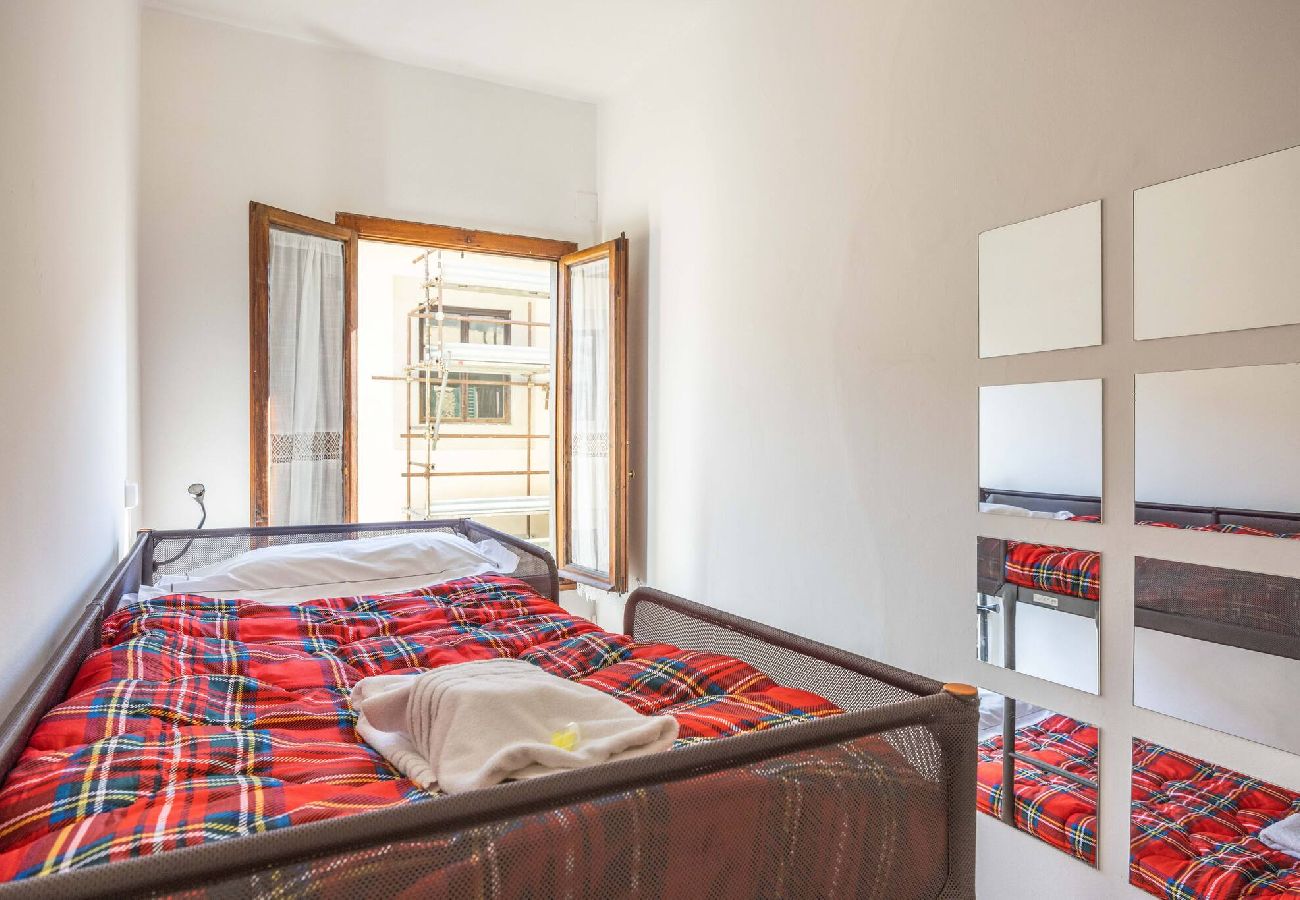 Apartment in Florence - San Marco, Firenze By Short Holidays