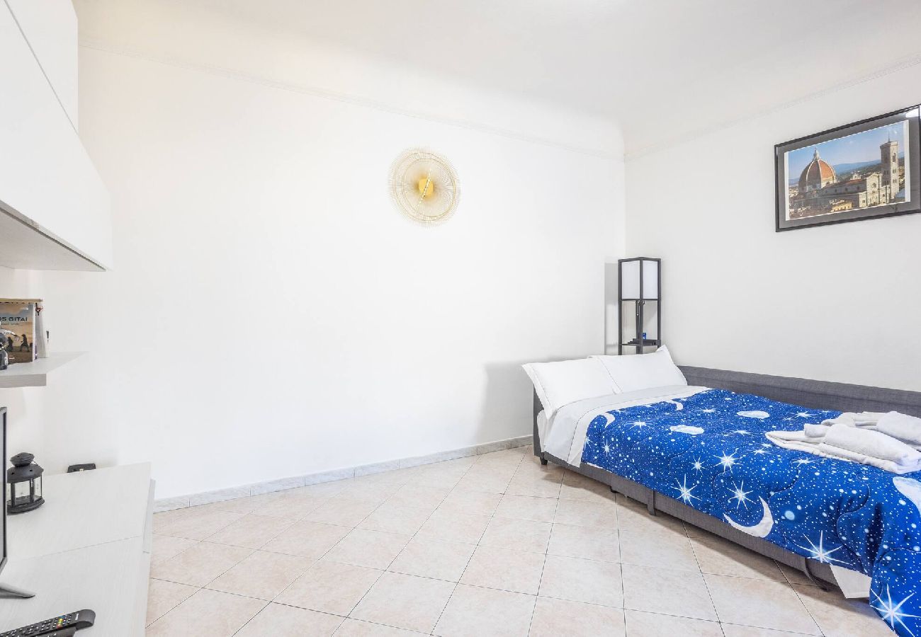 Apartment in Florence - San Marco, Firenze By Short Holidays