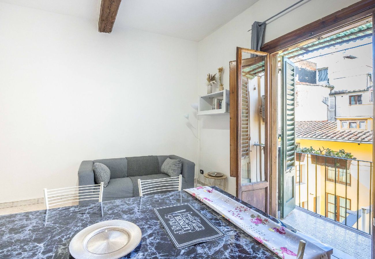 Apartment in Florence - San Marco, Firenze By Short Holidays