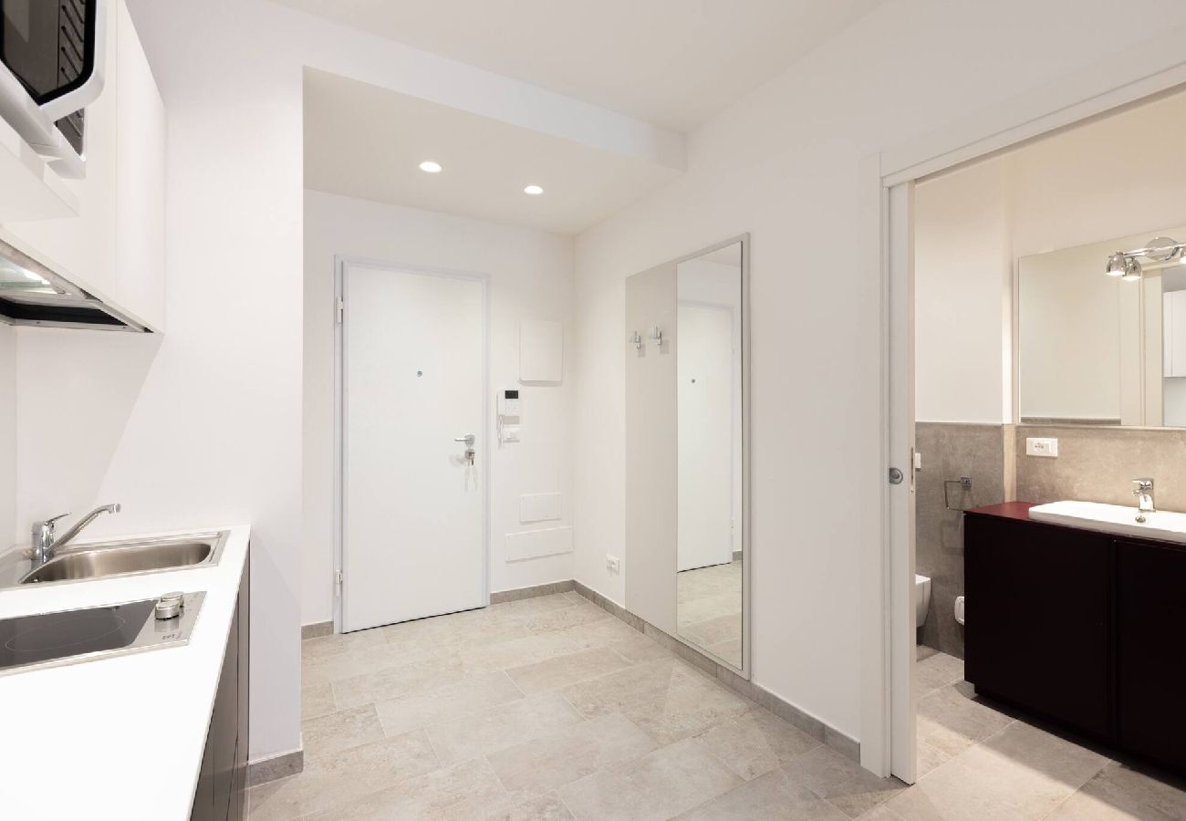 Apartment in Bologna - Goito 3, Bologna By Short Holidays