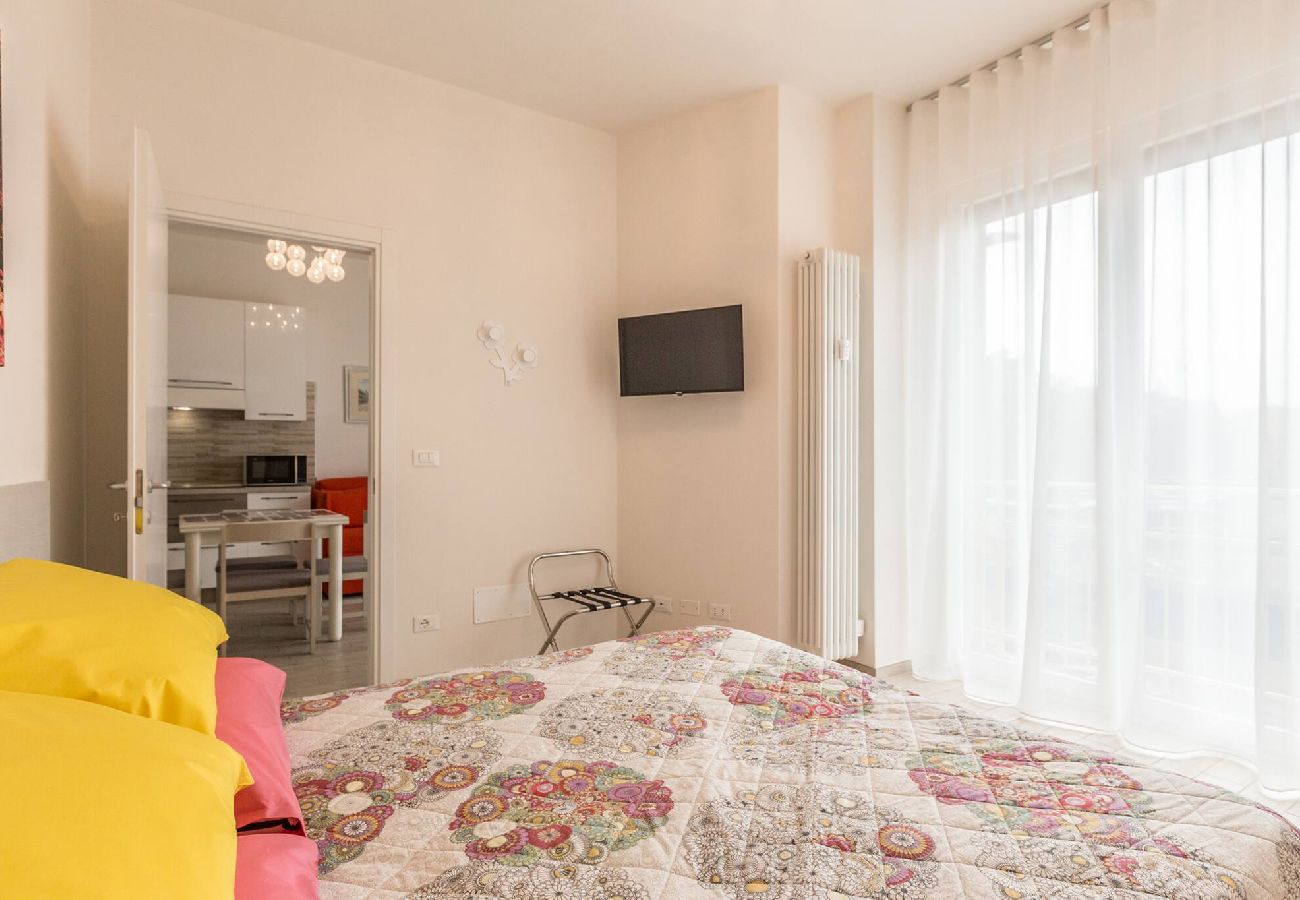 Apartment in Bologna - Serenity, Bologna By Short Holidays