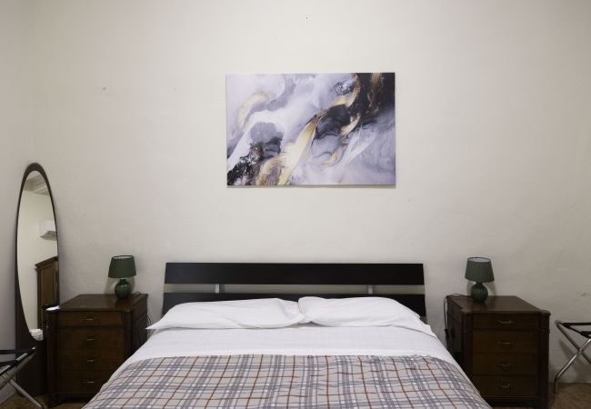 Rent by room in Bologna - Stanza Vespucci, Bologna By Short Holidays