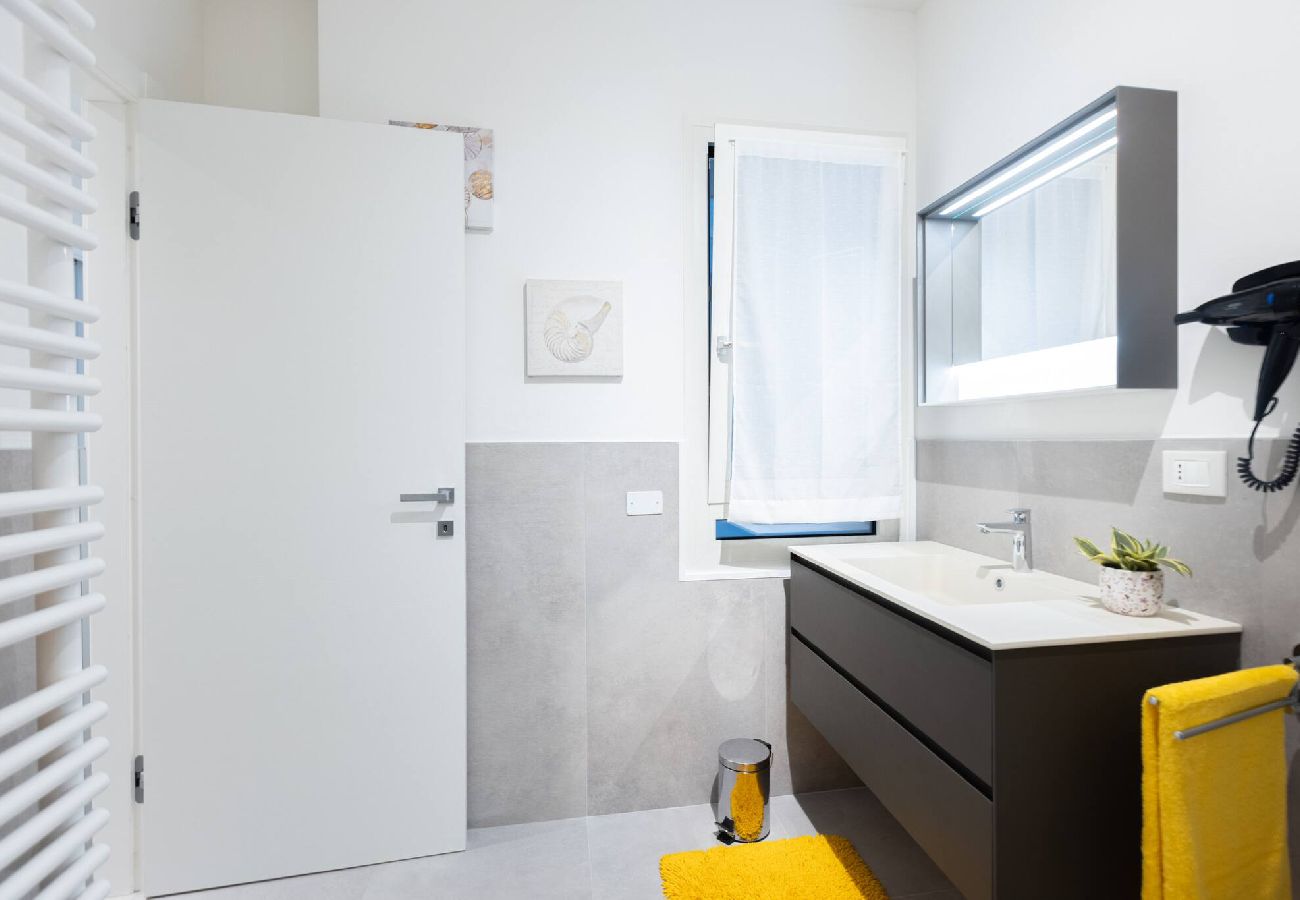Apartment in Bologna - Rossana, Bologna By Short Holidays