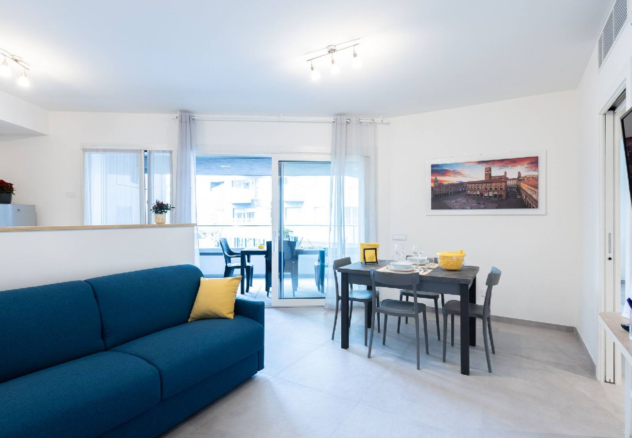 Apartment in Bologna - Rossana, Bologna By Short Holidays