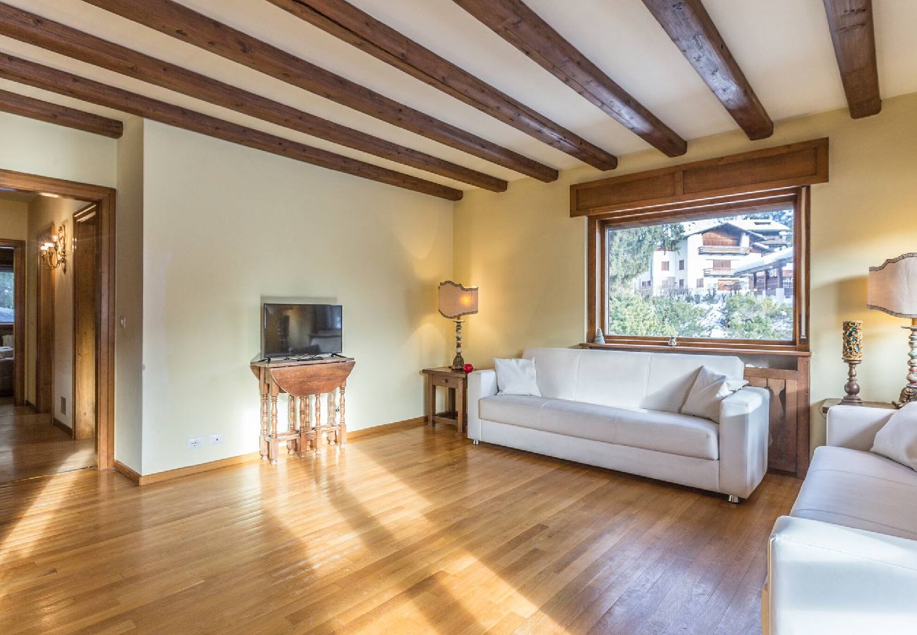 Apartment in Cortina d´Ampezzo - Cantore, Cortina By Short Holidays