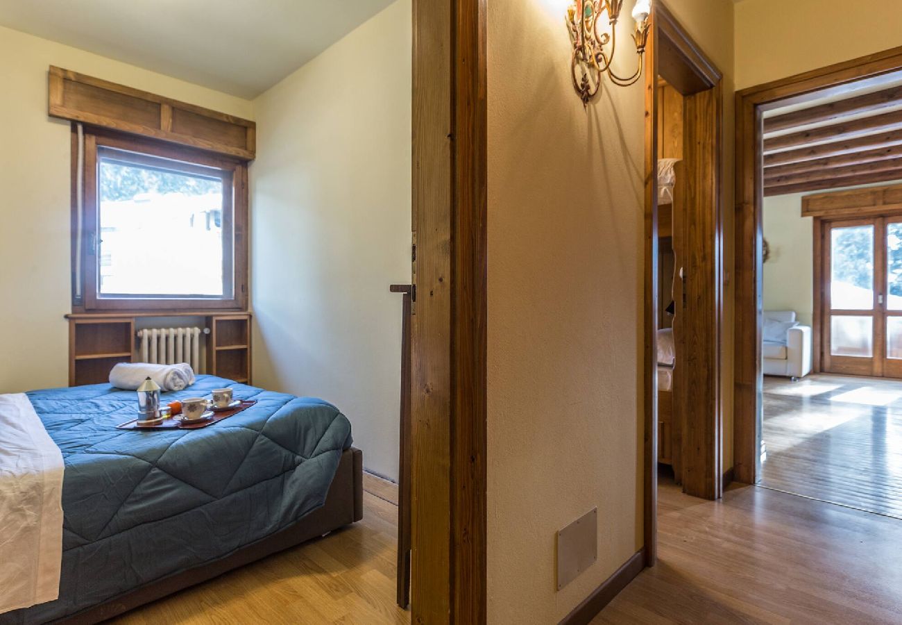 Apartment in Cortina d´Ampezzo - Cantore, Cortina By Short Holidays