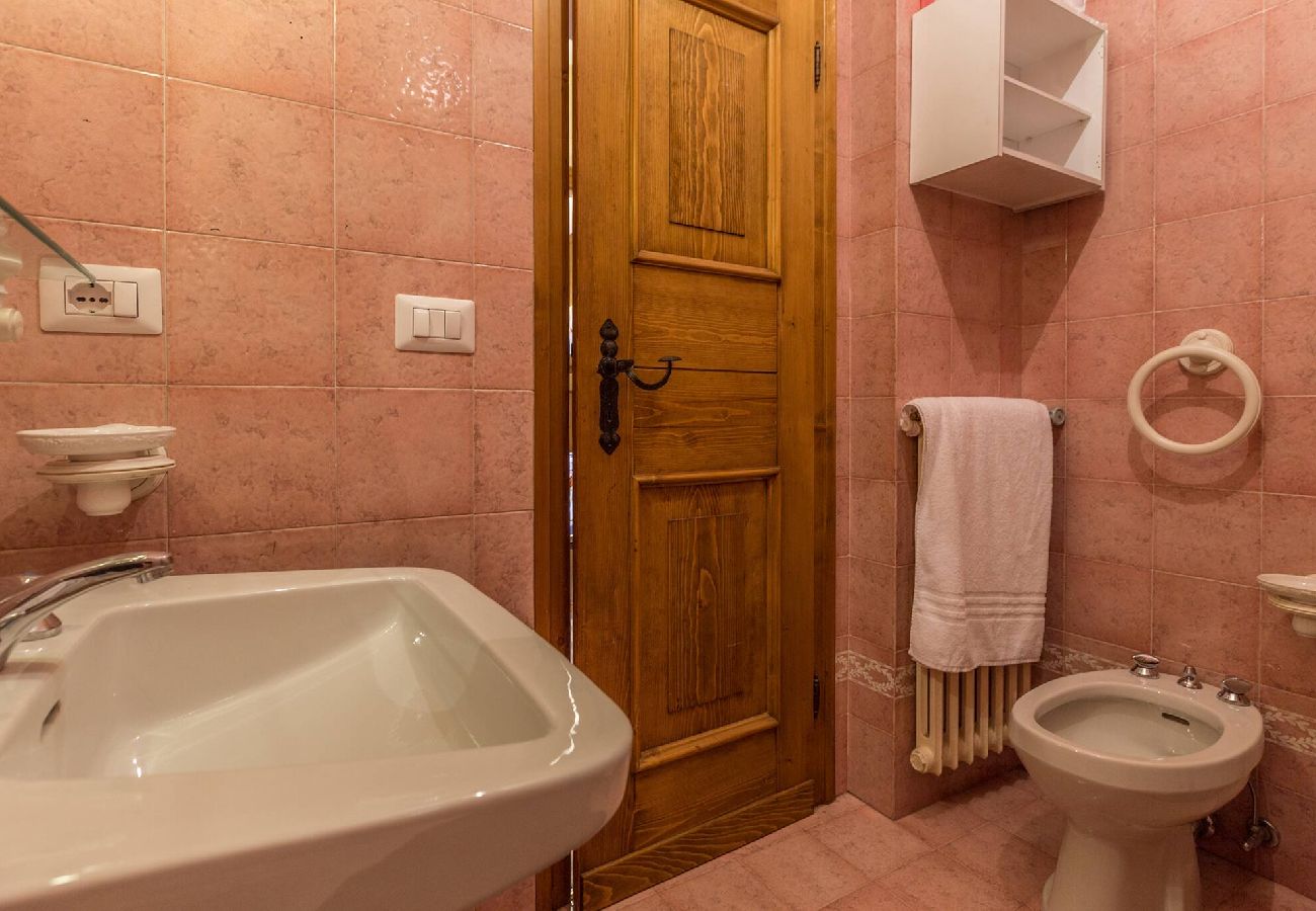 Apartment in Cortina d´Ampezzo - Cantore, Cortina By Short Holidays