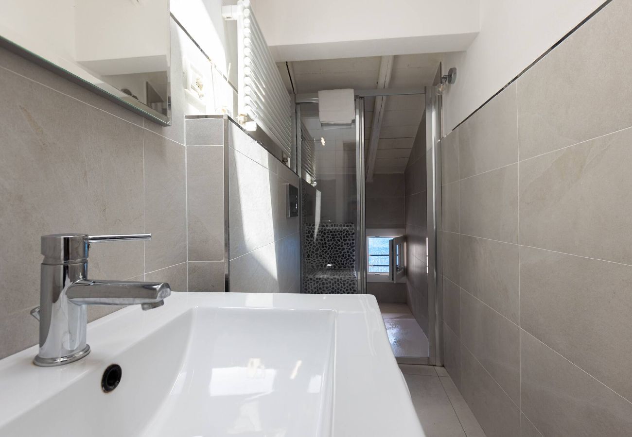 Apartment in Bologna - Asinelli, Bologna By Short Holidays