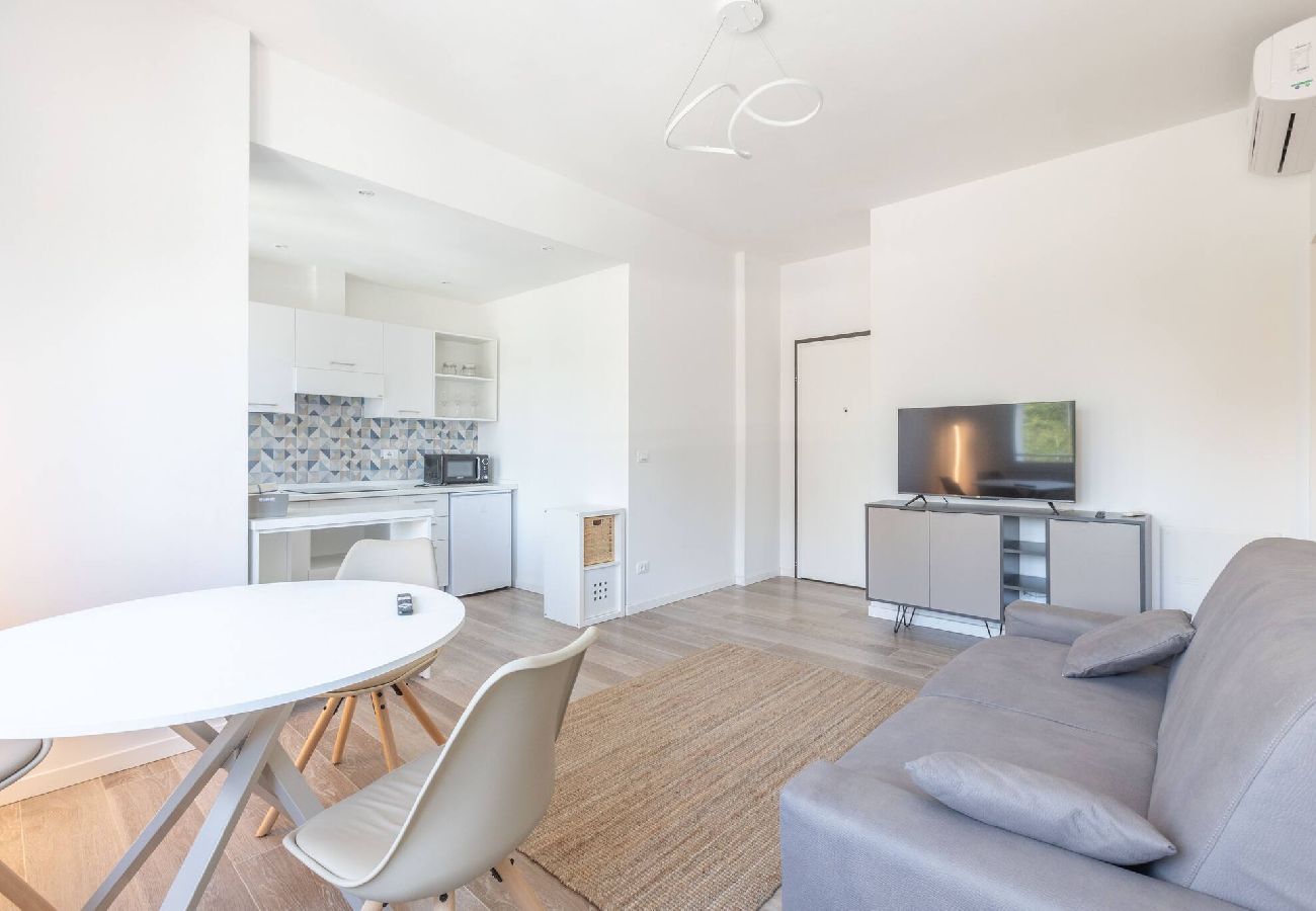 Apartment in Bologna - Malibò, Bologna By Short Holidays