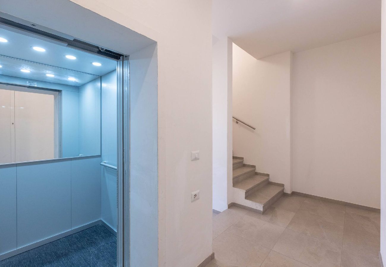 Apartment in Bologna - Malibò, Bologna By Short Holidays