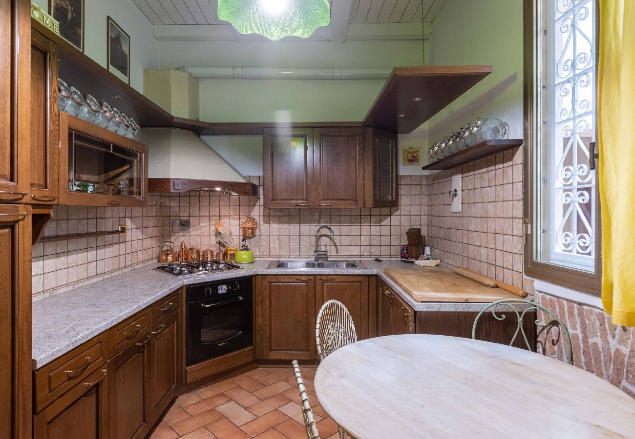 Apartment in Bologna - De´Gombruti, Bologna