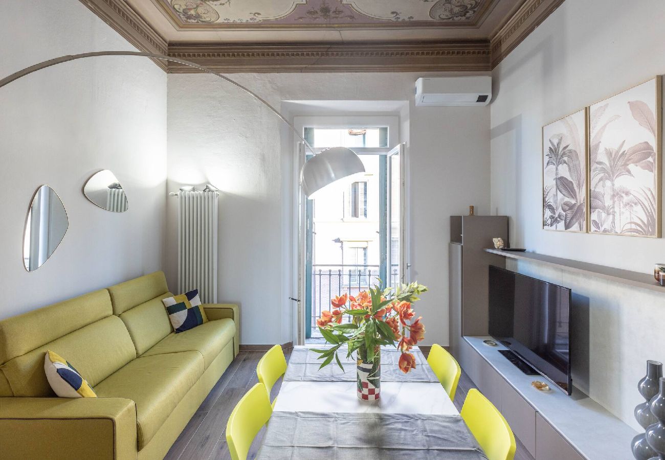Apartment in Bologna - Indipendenza, Bologna By Short Holidays
