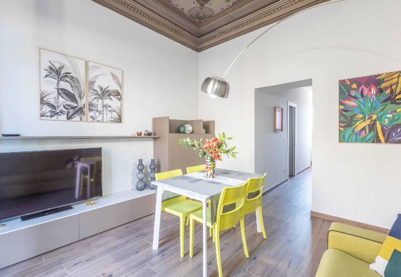 Apartment in Bologna - Indipendenza, Bologna By Short Holidays