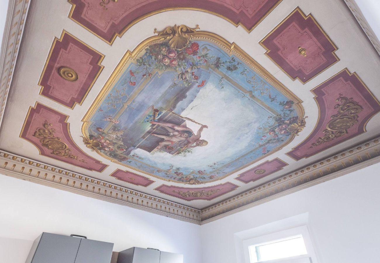 Apartment in Bologna - Indipendenza, Bologna By Short Holidays