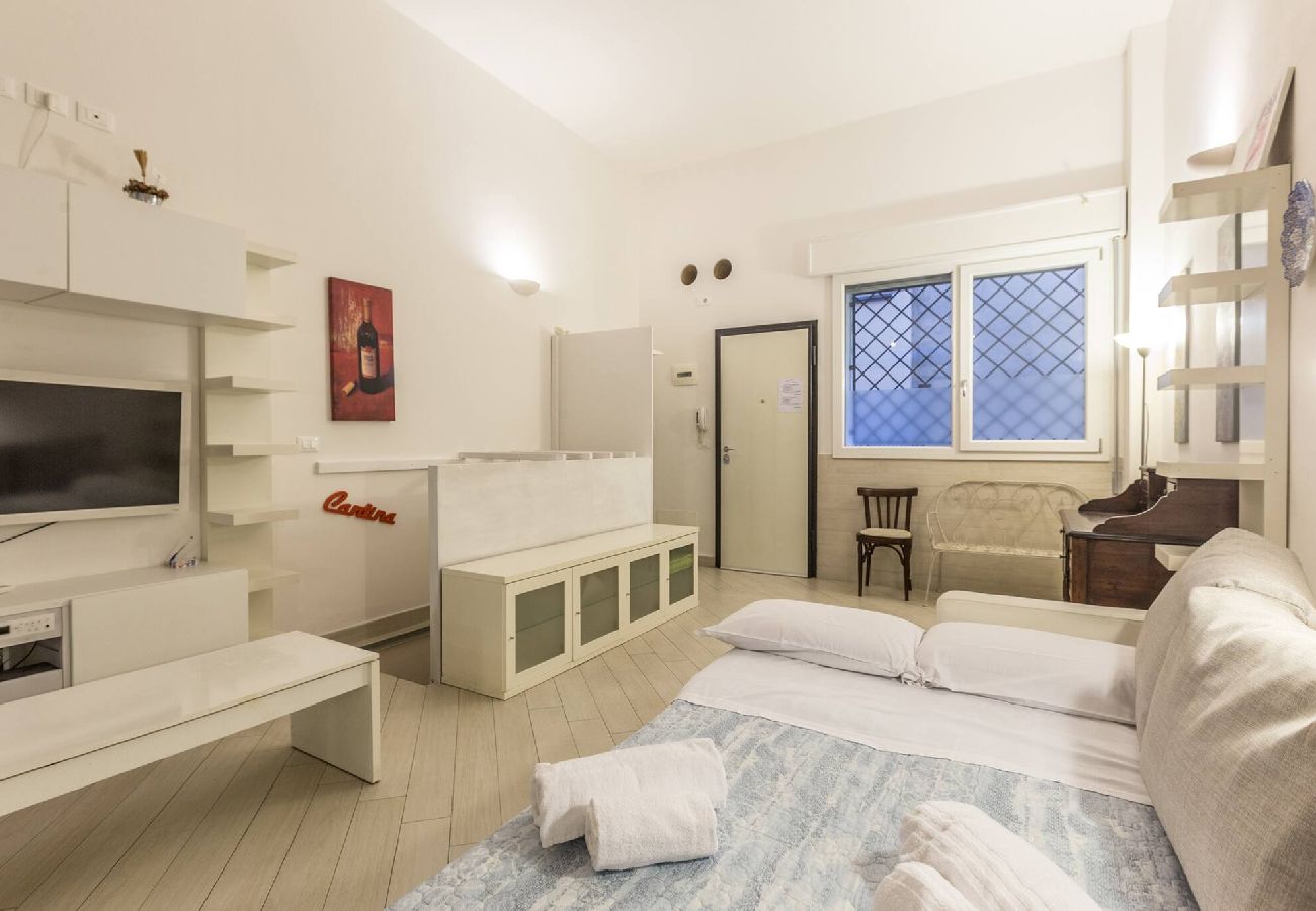 Apartment in Bologna - All´Ombra della Luna, Bologna By Short Holidays