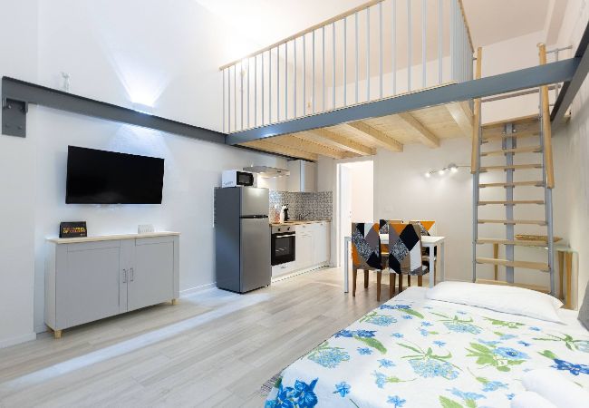 Apartment in Bologna - Andreini, Bologna By Short Holidays