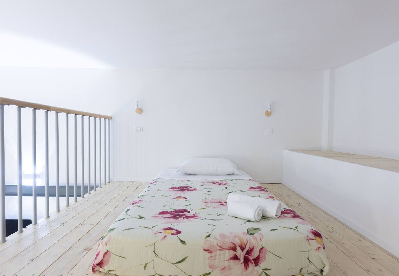 Apartment in Bologna - Andreini, Bologna By Short Holidays