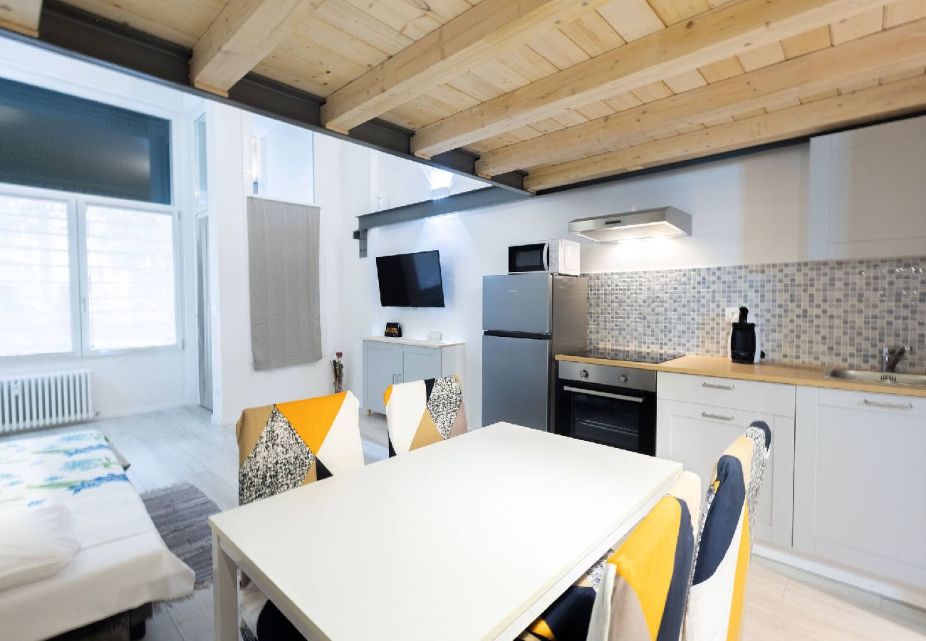 Apartment in Bologna - Andreini, Bologna By Short Holidays