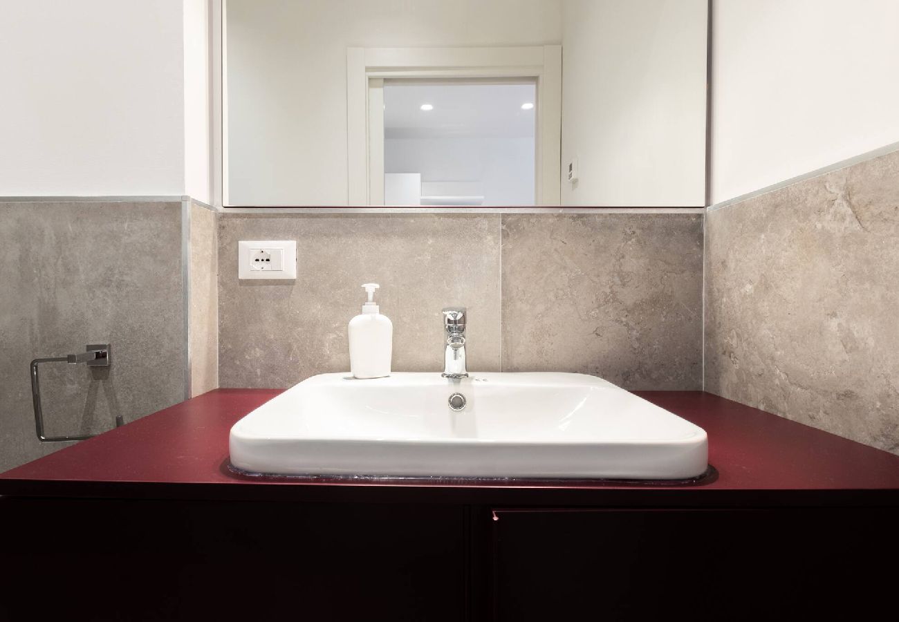 Apartment in Bologna - Goito 4, Bologna By Short Holidays