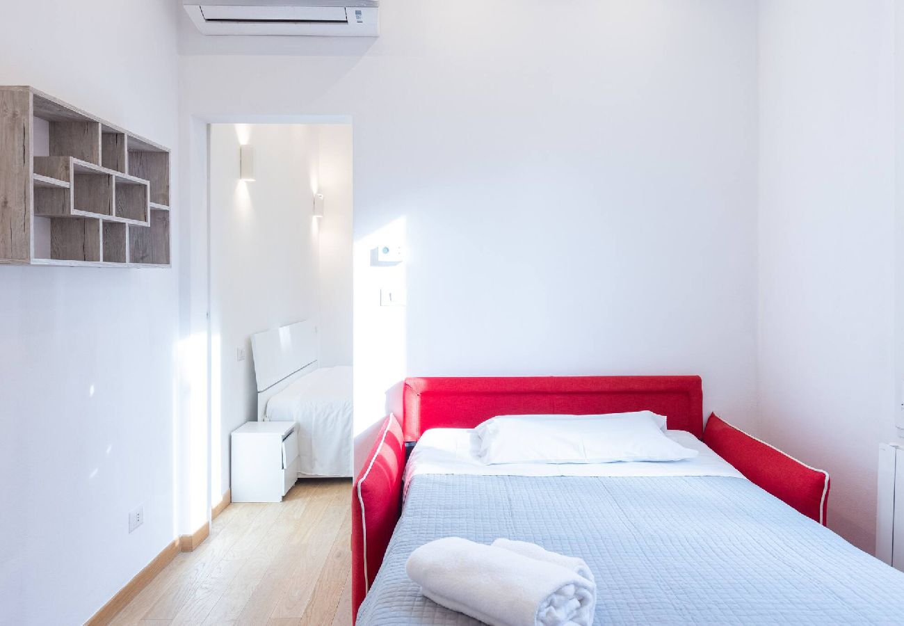 Apartment in Bologna - Garisenda, Bologna By Short Holidays