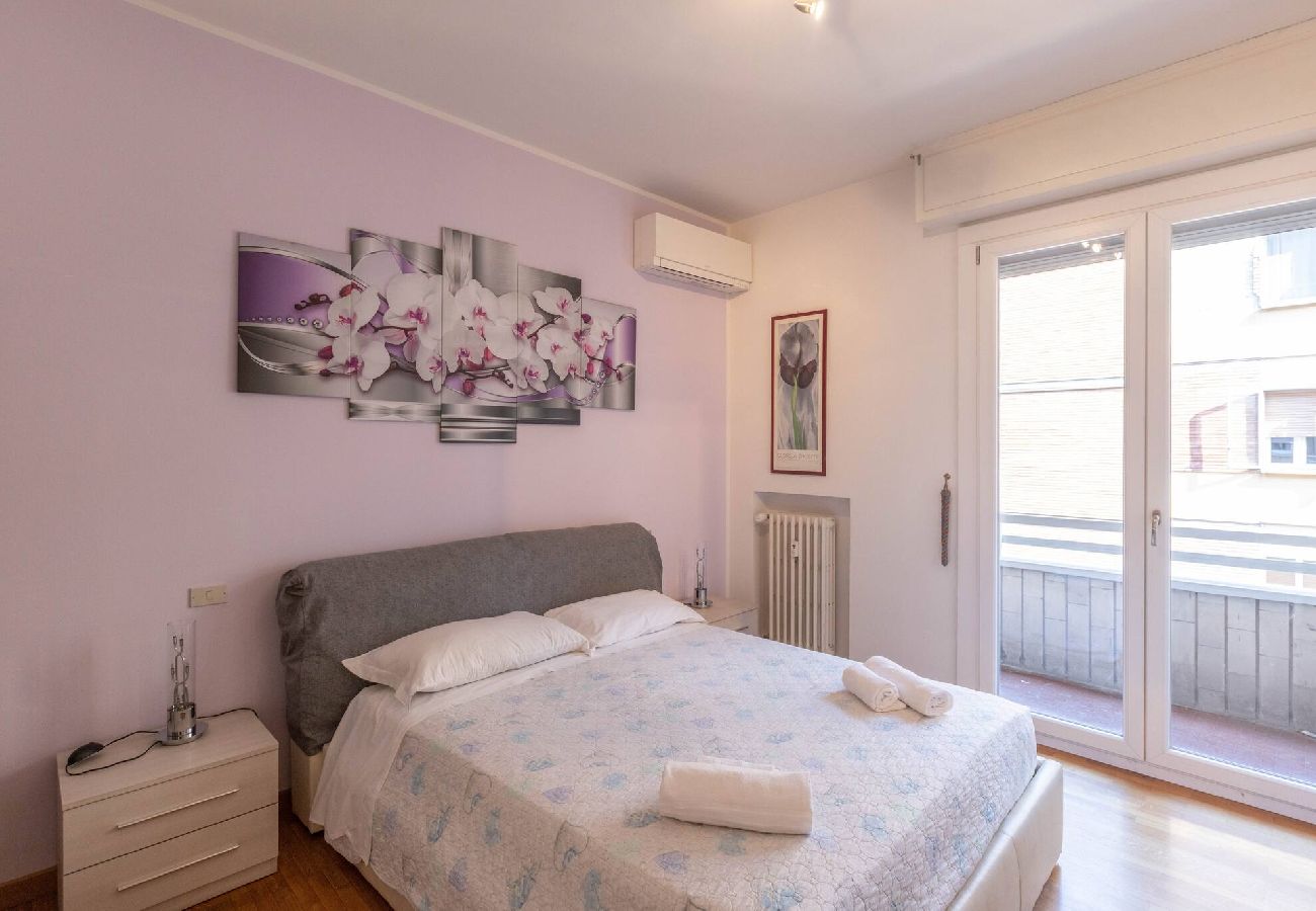 Apartment in Bologna - Borgo House, Bologna By Short Holidays