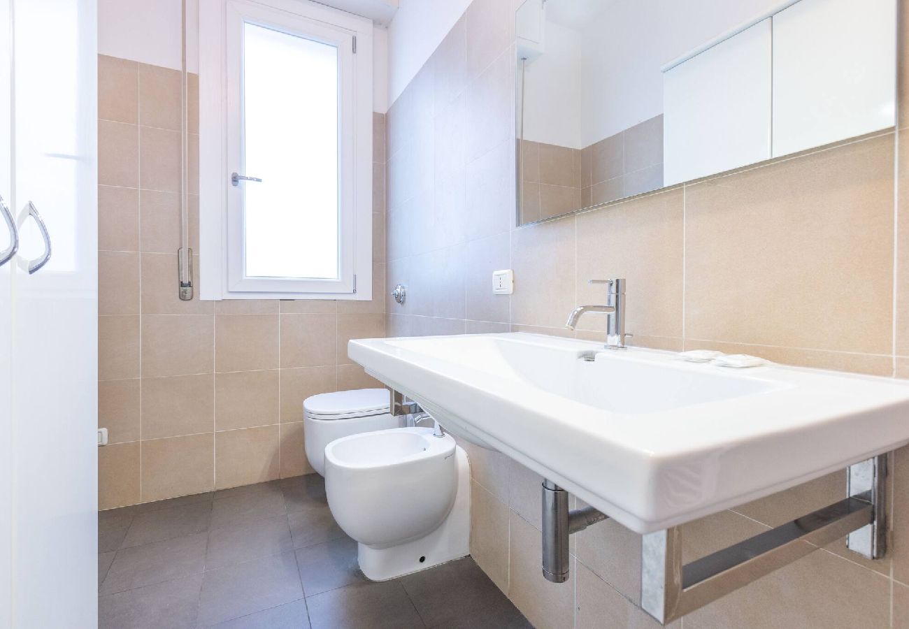 Apartment in Bologna - Borgo House, Bologna By Short Holidays