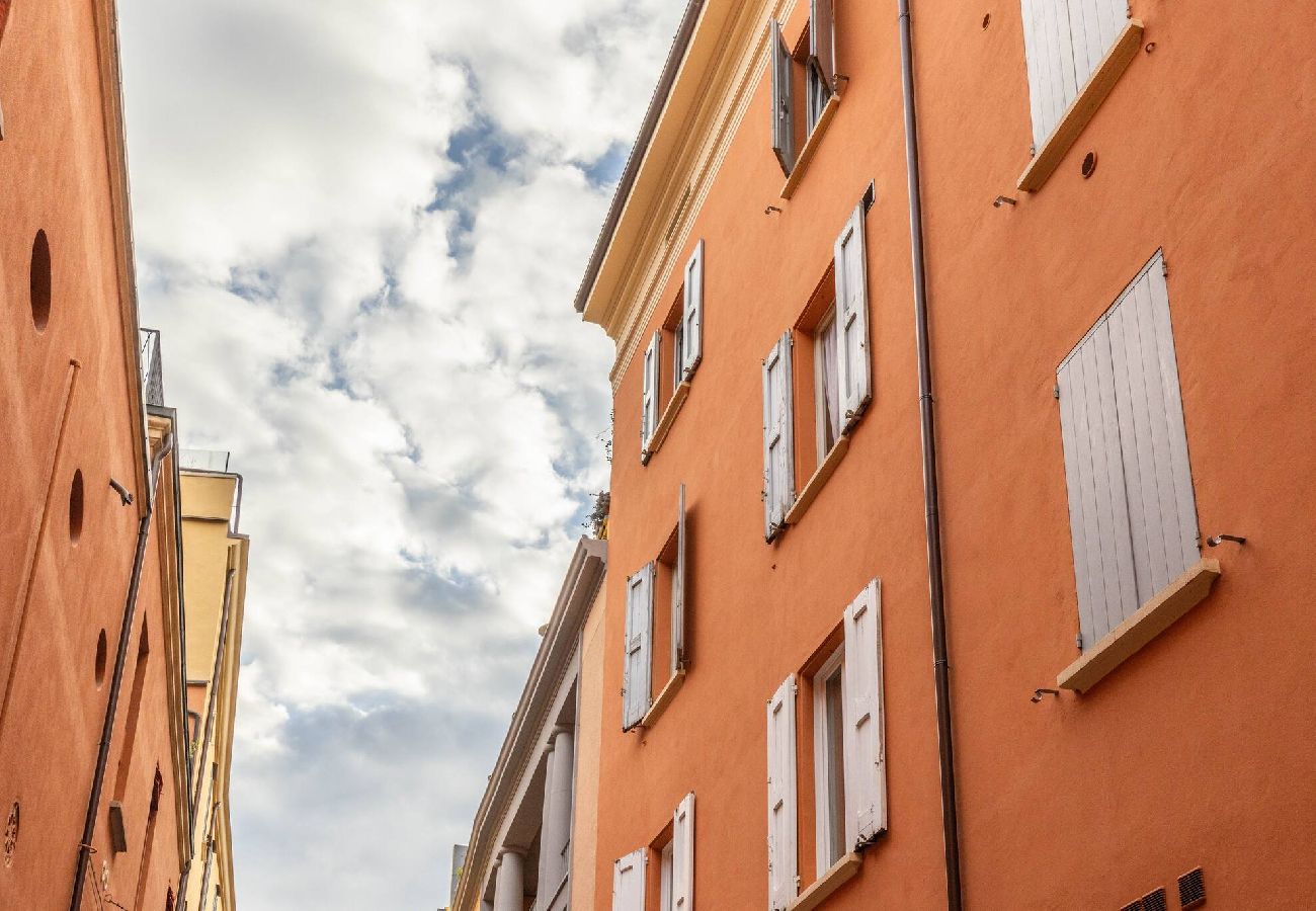 Apartment in Bologna - De´Giudei, Bologna by Short Holidays