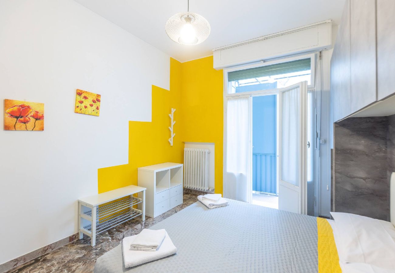 Apartment in Bologna - La Finestra Sul Centro, Bologna By Short Holidays