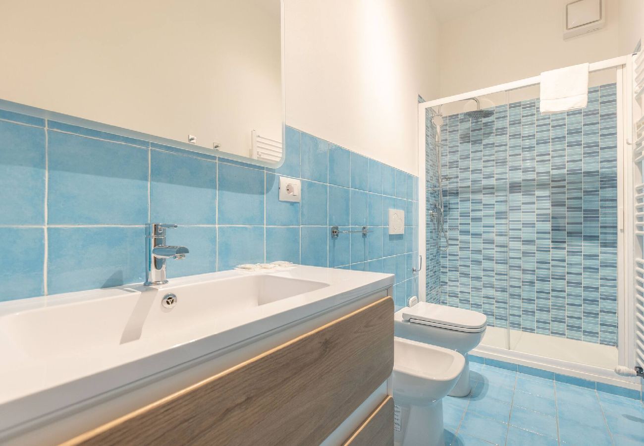 Apartment in Bologna - La Finestra Sul Centro, Bologna By Short Holidays