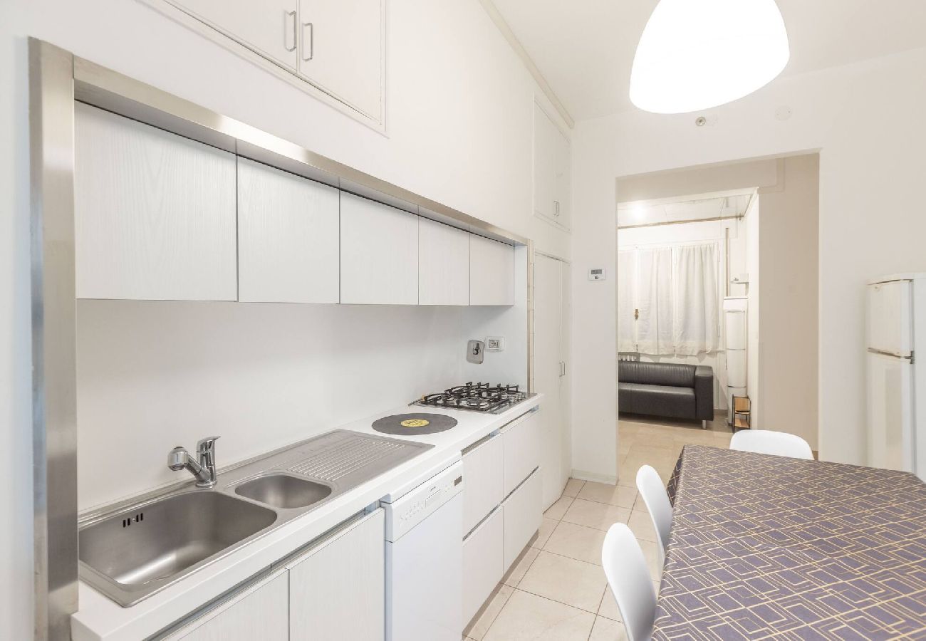 Apartment in Bologna - La Finestra Sul Centro, Bologna By Short Holidays