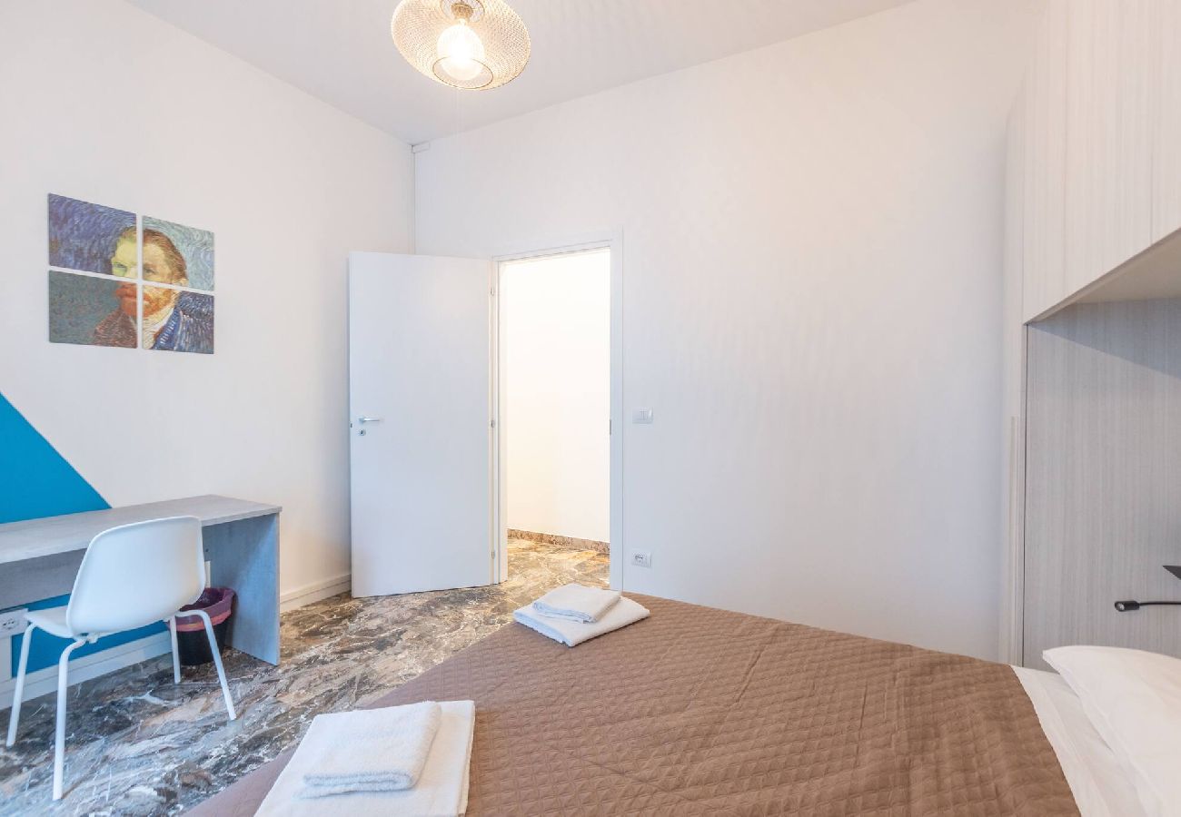 Apartment in Bologna - La Finestra Sul Centro, Bologna By Short Holidays