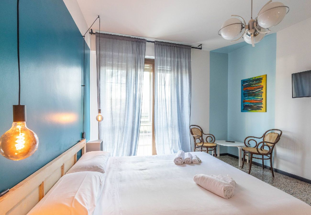 Rent by room in Bologna - Stanza Cuori, Bologna