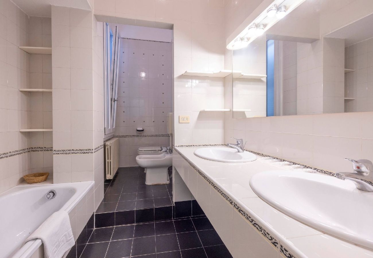 Apartment in Bologna - Family & Friends, Bologna by Short Holidays