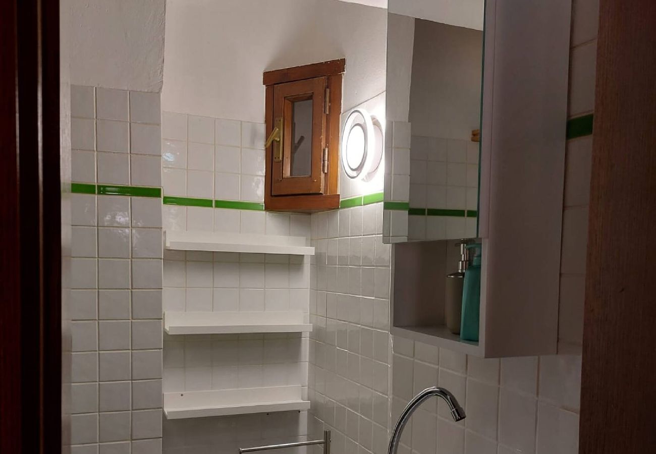 Apartment in Florence - Old Bridge, Firenze by Short Holidays
