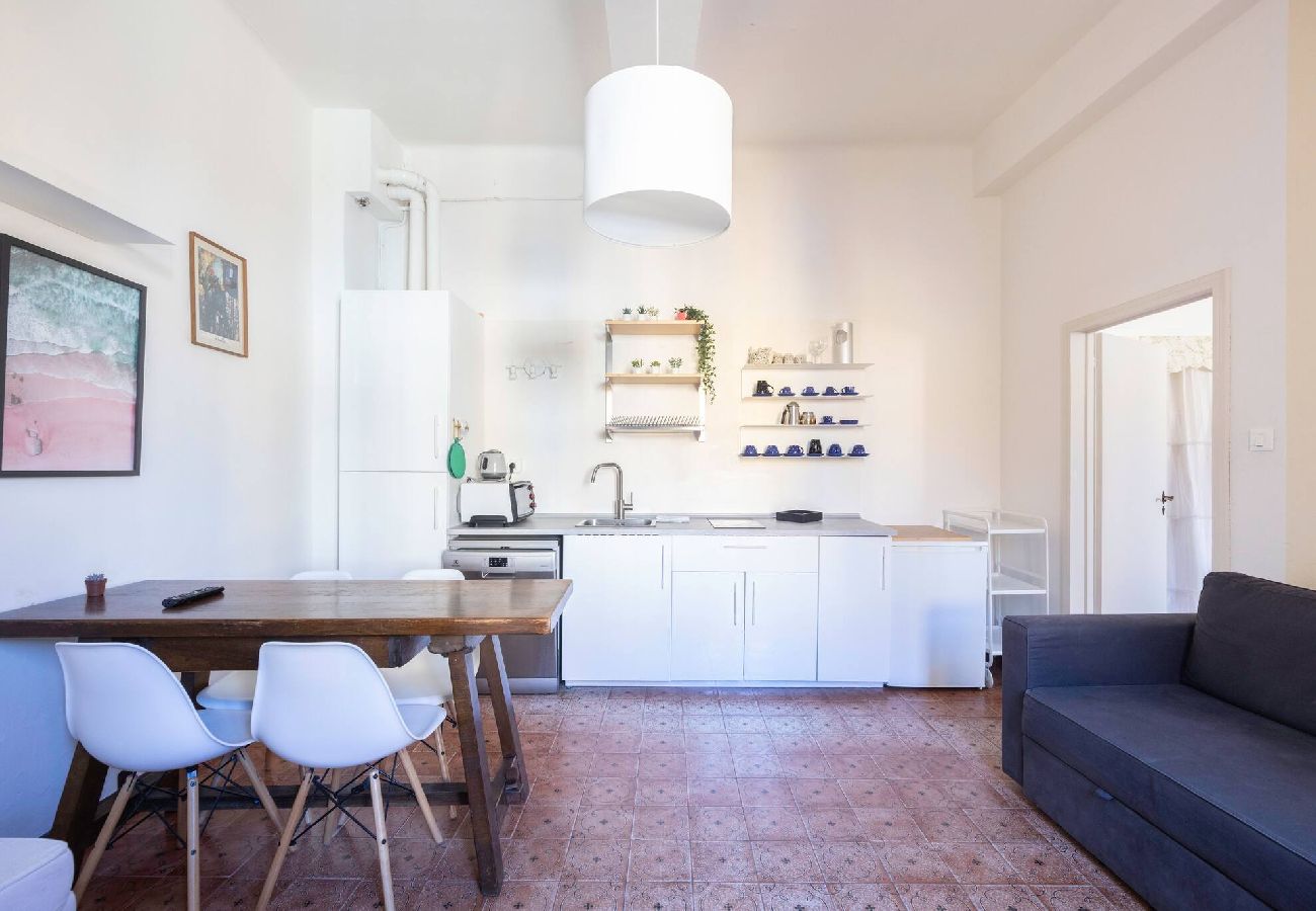 Apartment in Bologna - Santo Stefano 2, Bologna by Short Holidays