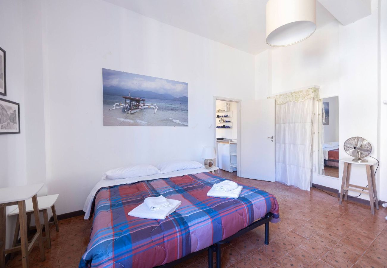 Apartment in Bologna - Santo Stefano 2, Bologna by Short Holidays