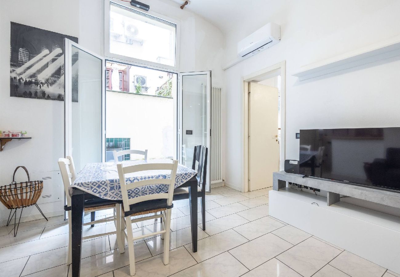 Apartment in Bologna - Maison Marisa, Bologna by Short Holidays