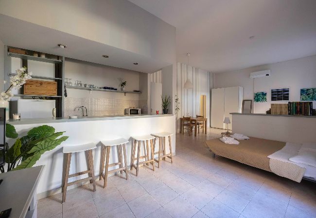 Apartment in Bologna - Santo Stefano 1, Bologna by Short Holidays