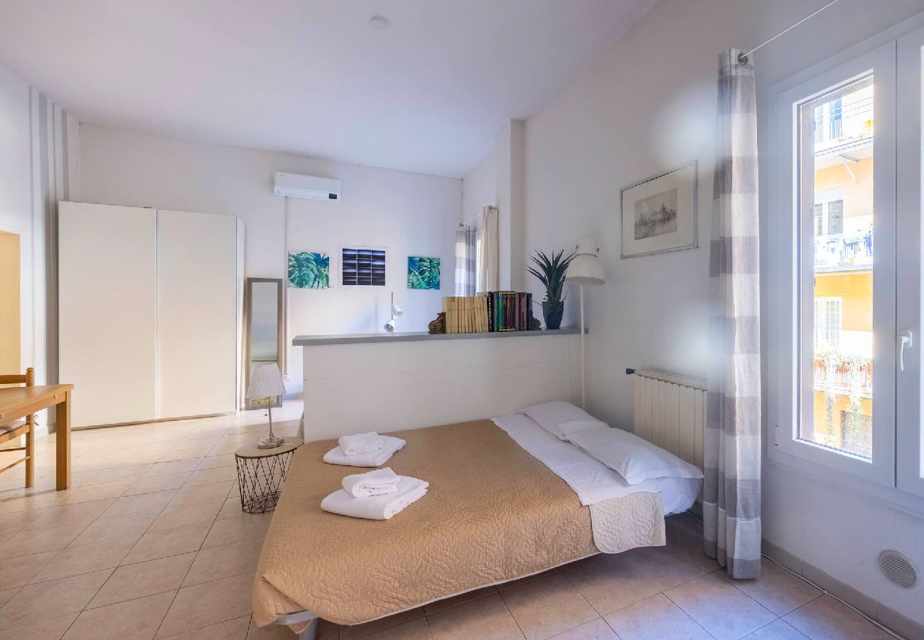 Apartment in Bologna - Santo Stefano 1, Bologna by Short Holidays