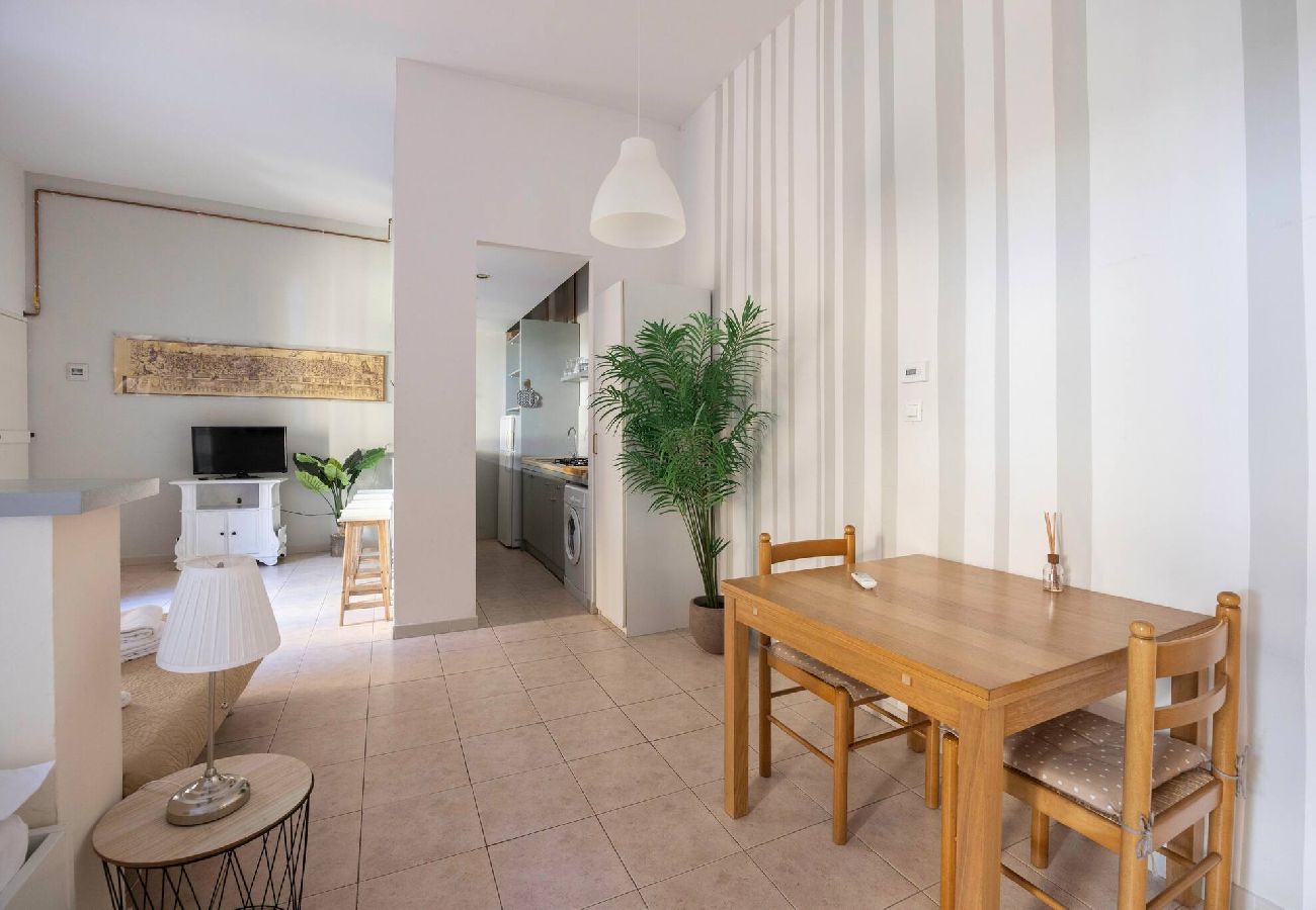 Apartment in Bologna - Santo Stefano 1, Bologna by Short Holidays