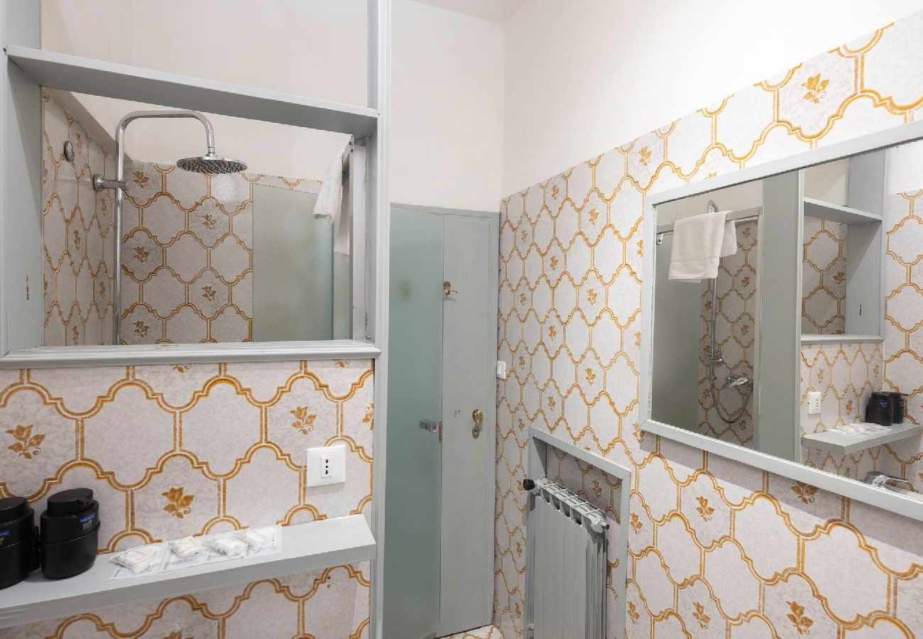 Apartment in Bologna - Santo Stefano 1, Bologna by Short Holidays