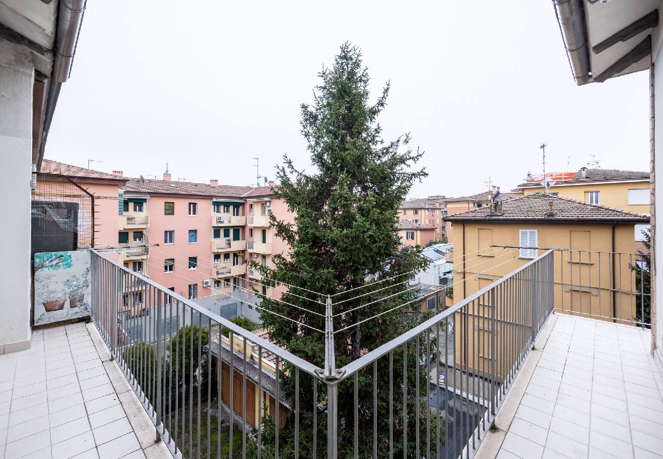 Apartment in Bologna - Sword House, Bologna by Short Holidays