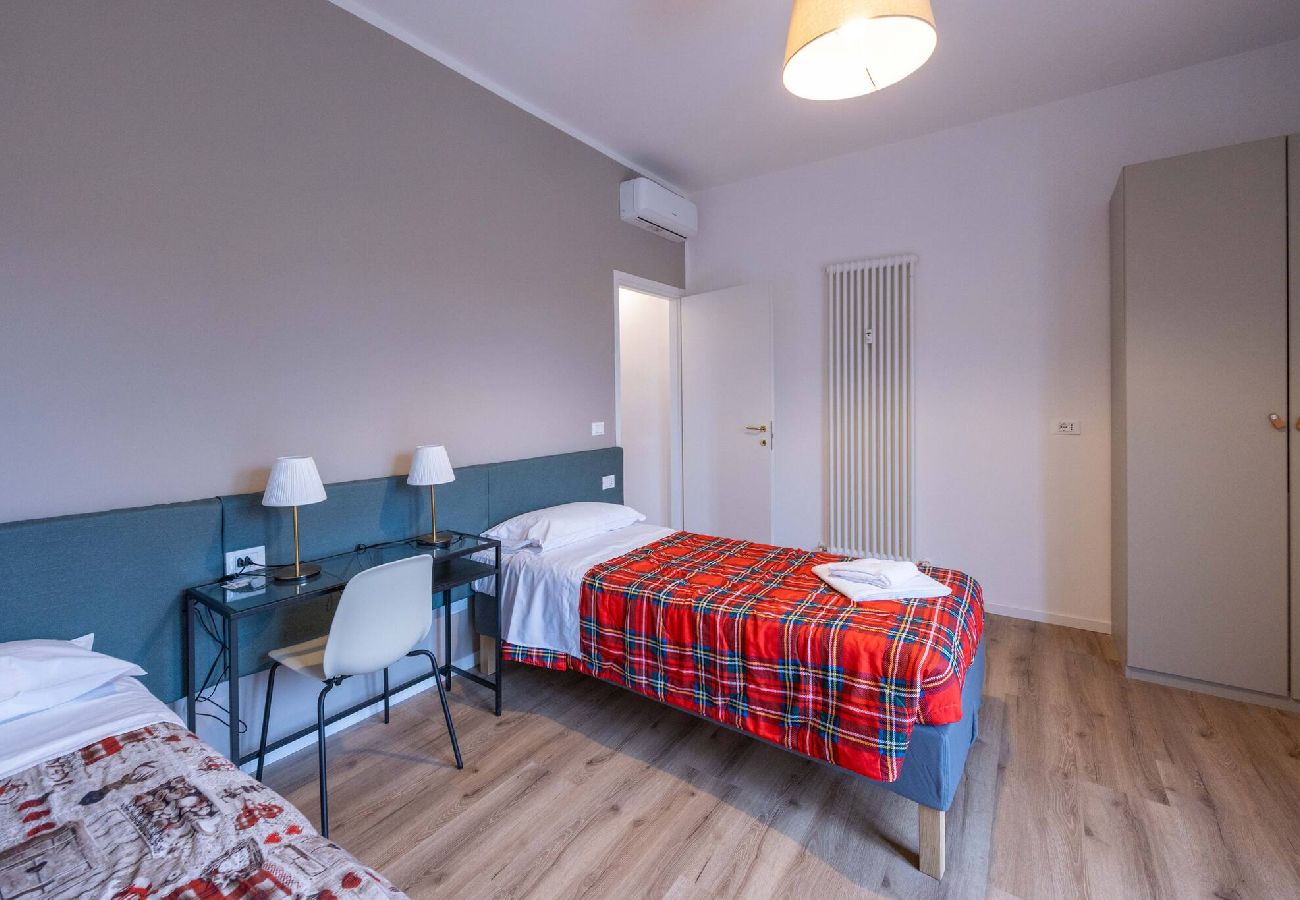 Apartment in Bologna - Sword House, Bologna by Short Holidays