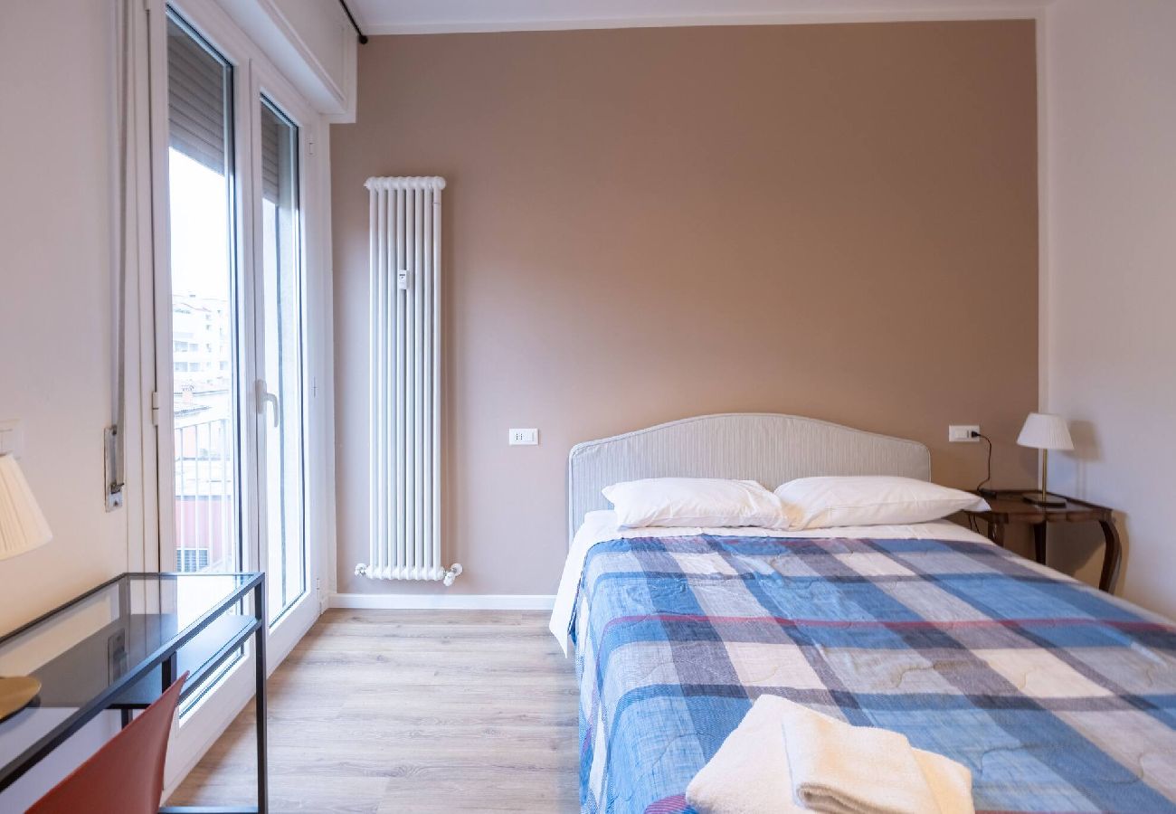 Apartment in Bologna - Sword House, Bologna by Short Holidays