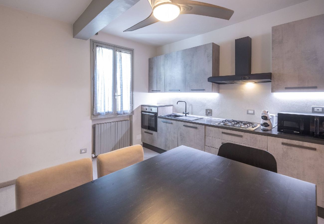 Apartment in Bologna - Maison D´Azeglio, Bologna by Short Holidays