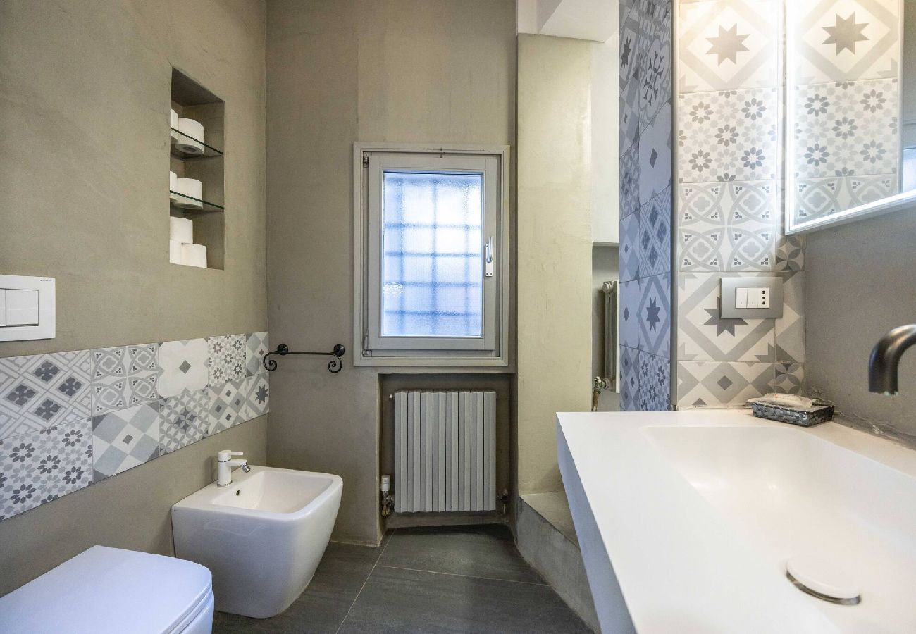 Apartment in Bologna - Maison D´Azeglio, Bologna by Short Holidays