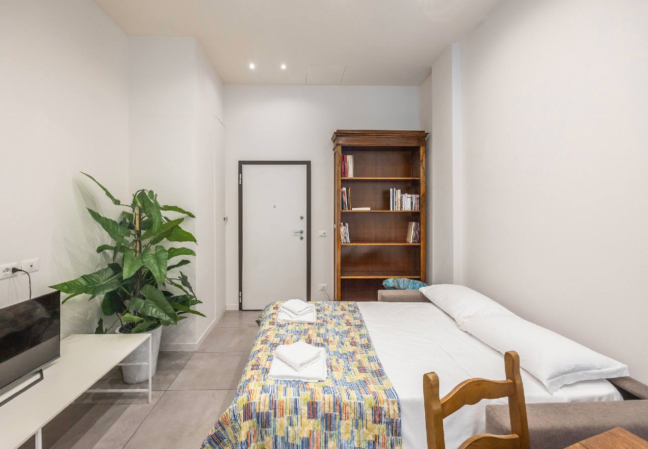 Apartment in Bologna - Casa dei Fiori, Bologna by Short Holidays